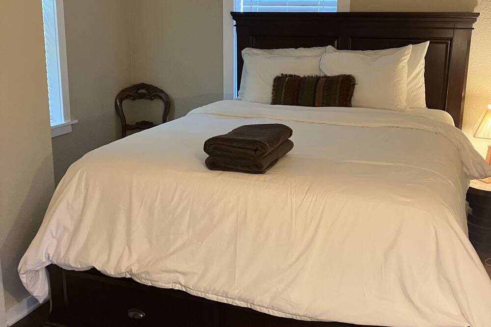 Photo of Bedroom in Uptown Sedona
