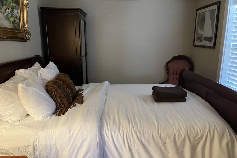 Photo of Bedroom in Uptown Sedona