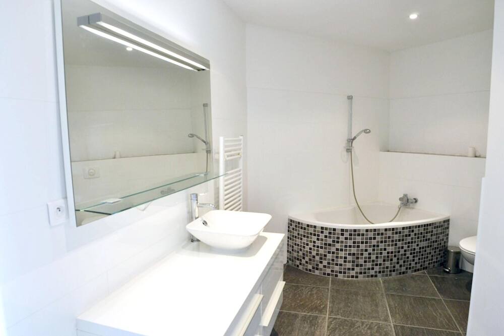 Photo of Bathroom in Ocana