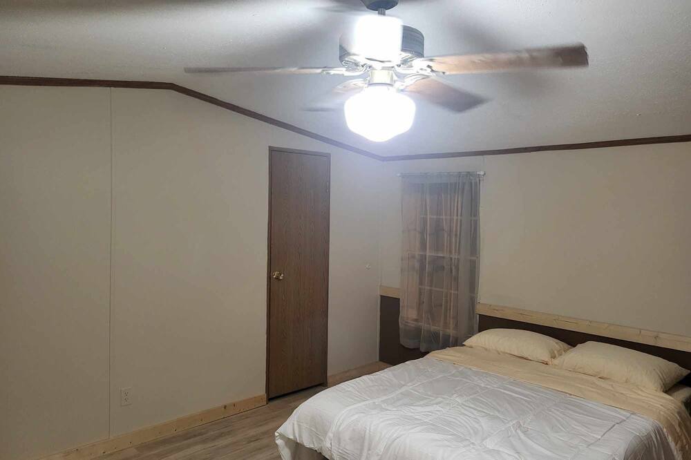 Photo of Bedroom in Blue Creek