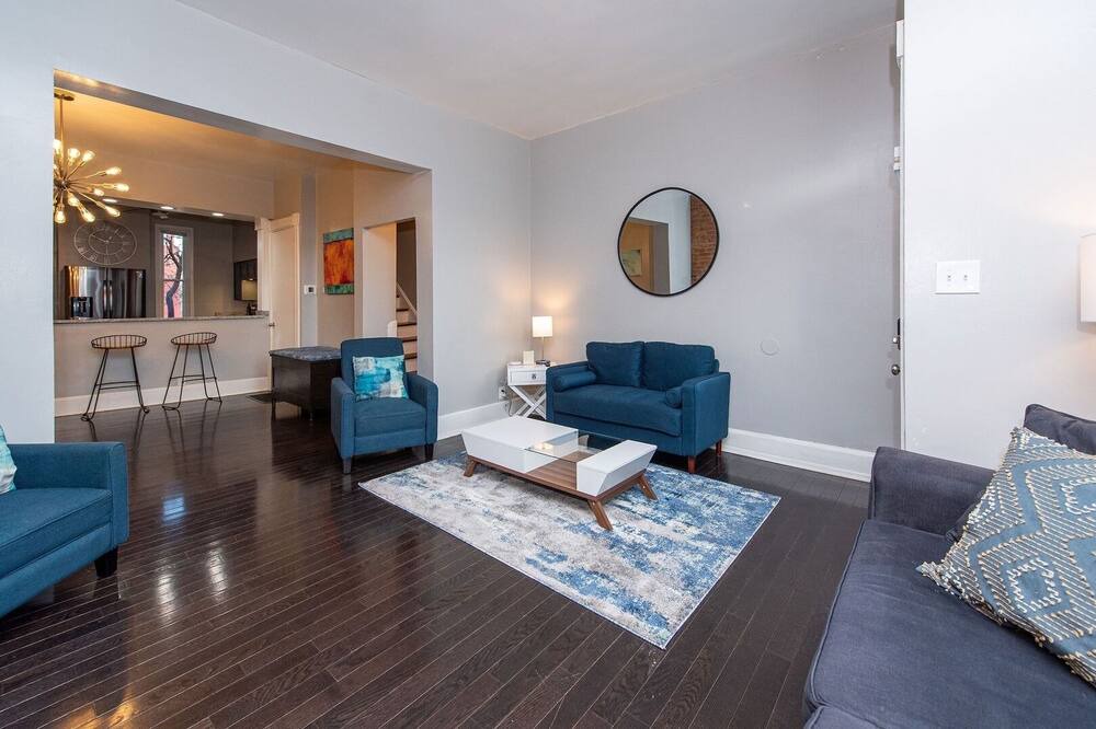 Photo of Bedroom in East Price Hill