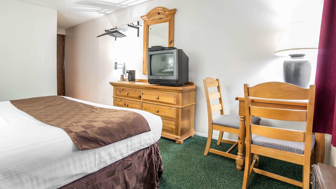 Photo of Bedroom in Panguitch