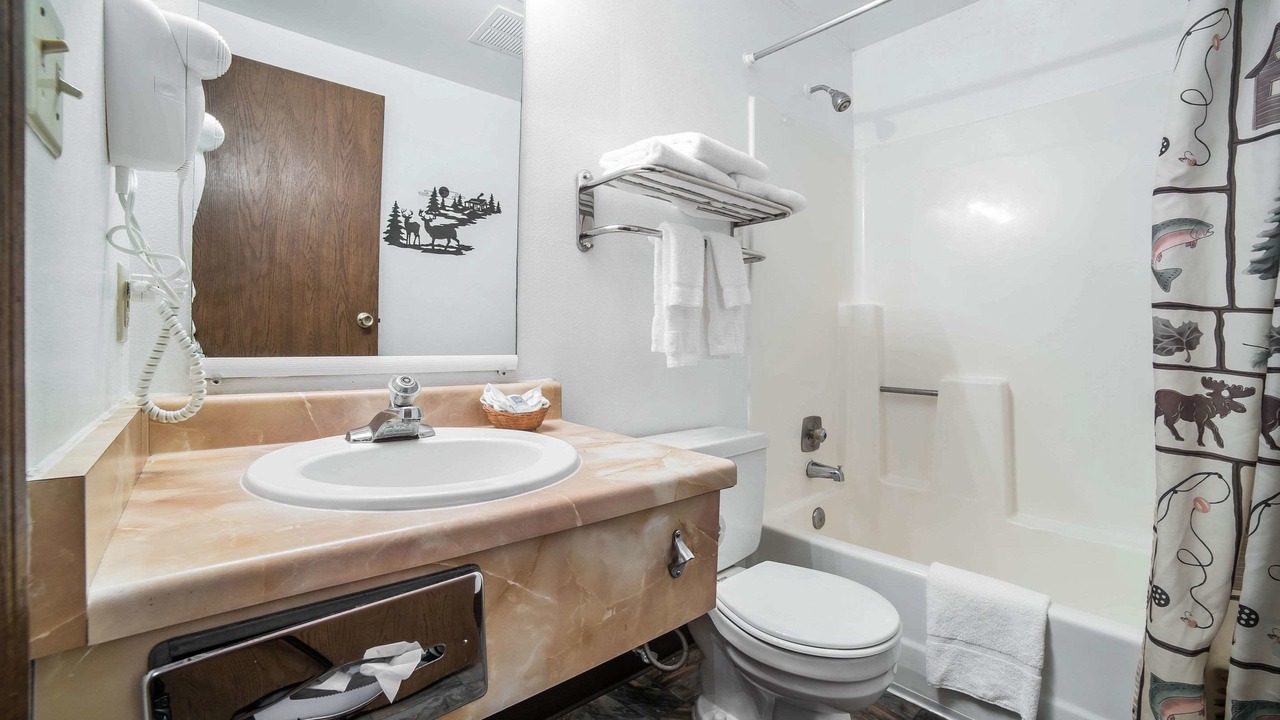 Photo of Bathroom in Panguitch