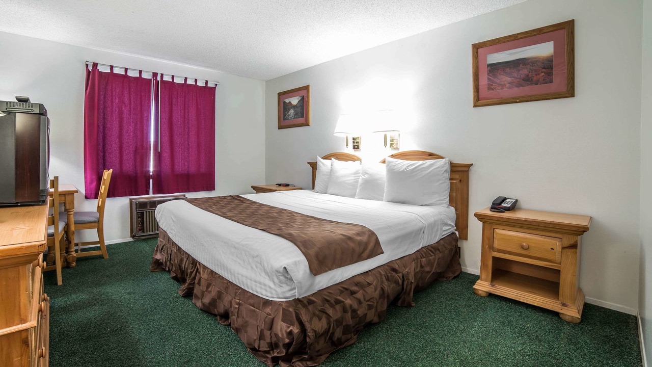 Photo of Bedroom in Panguitch
