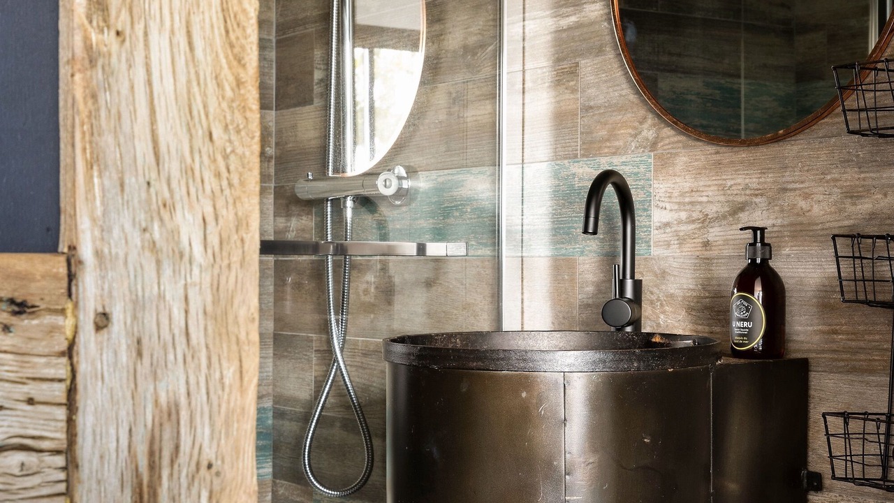 Photo of Bathroom in Maora