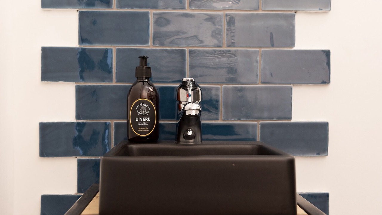 Photo of Bathroom in Maora