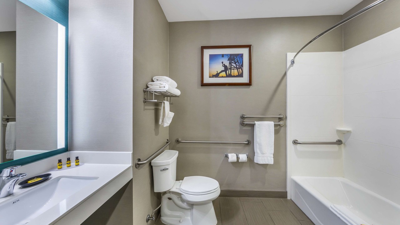 Photo of Bathroom in Taft