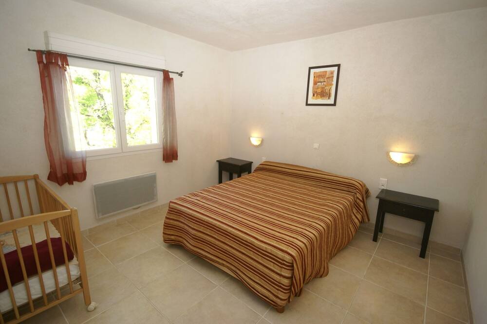 Photo of Bedroom in Moriani-Plage