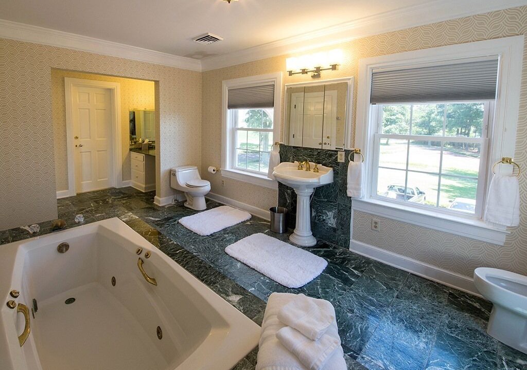 Photo of Bathroom in Marion Station