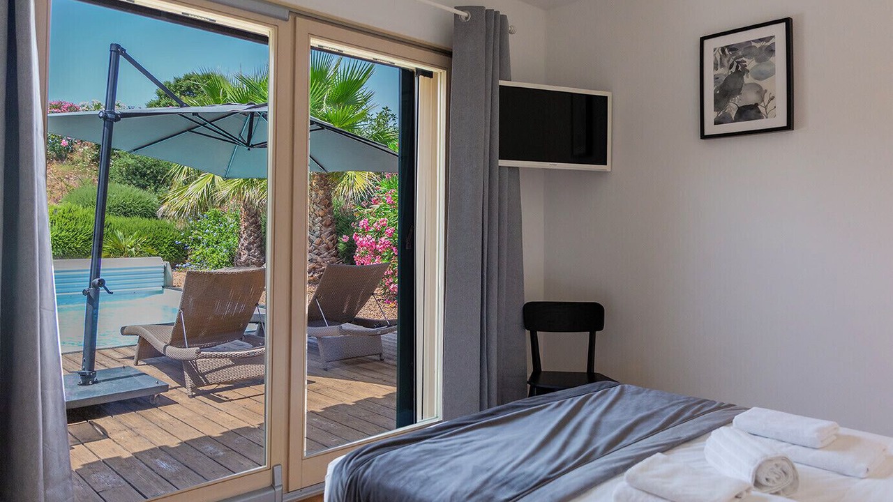 Photo of Bedroom in Figari