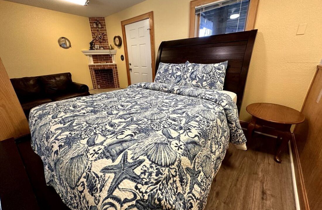 Photo of Bedroom in Whalehead Beach