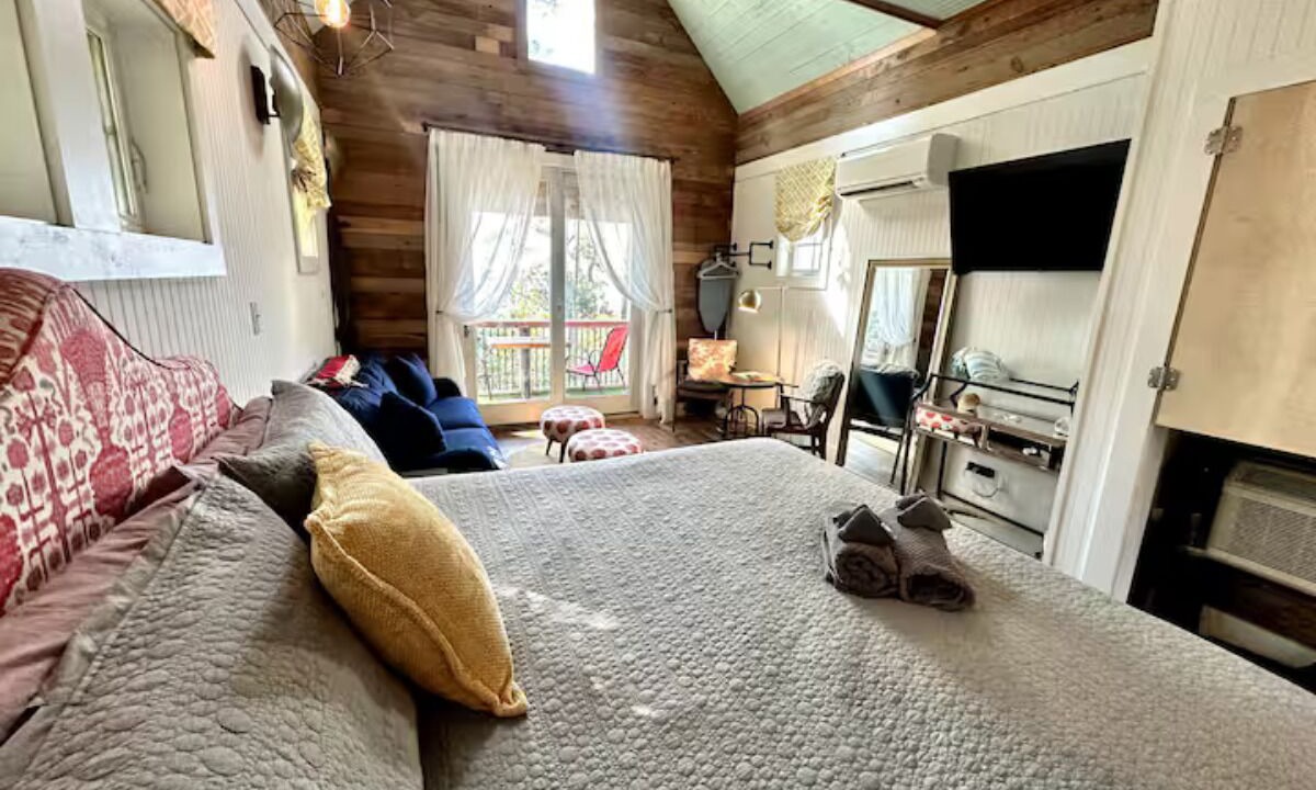 Photo of Bedroom in Kitty Hawk