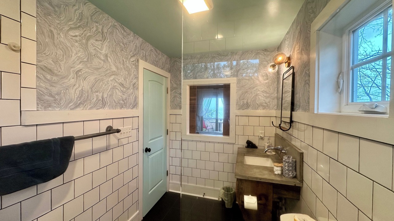 Photo of Bathroom in Kitty Hawk