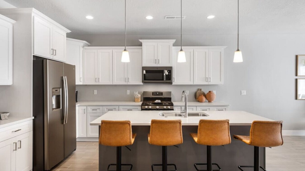 Photo of Kitchen in Hurricane