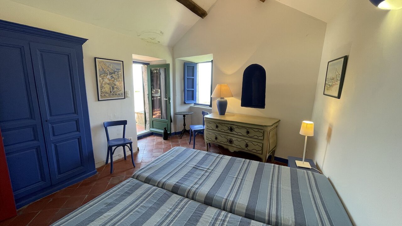 Photo of Bedroom in Centuri