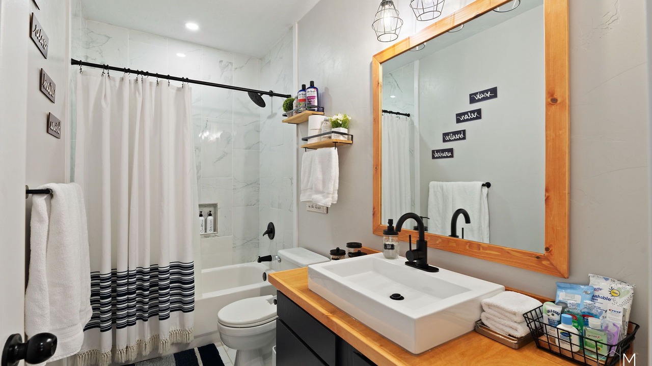 Photo of Bathroom in Parowan