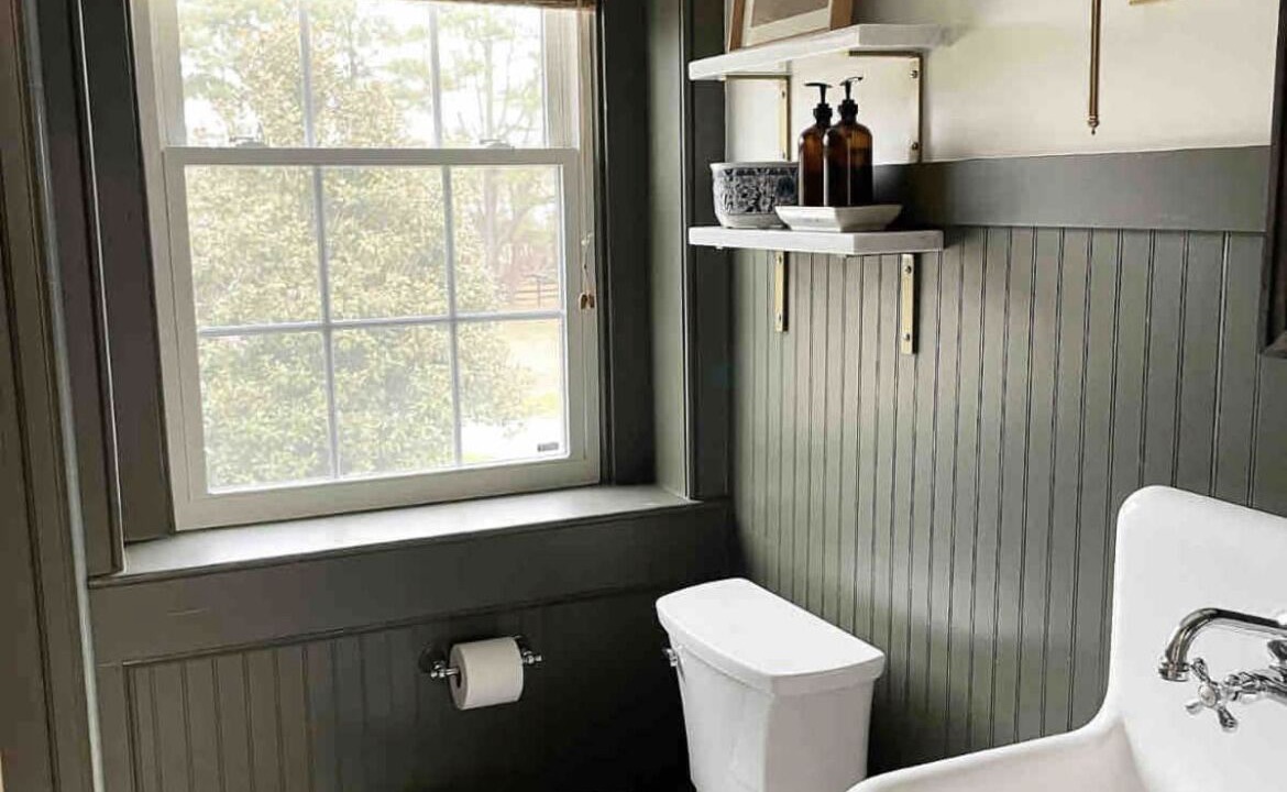 Photo of Bathroom in Centreville
