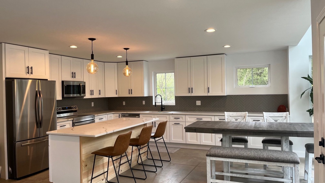 Photo of Kitchen in Kelleys Island