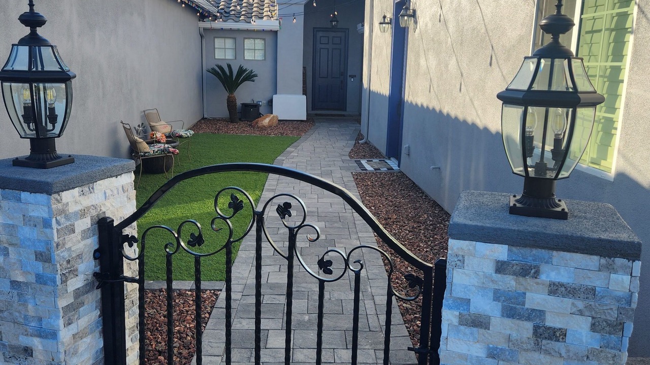 Photo of Outdoor in Estate Grove Valencia Est