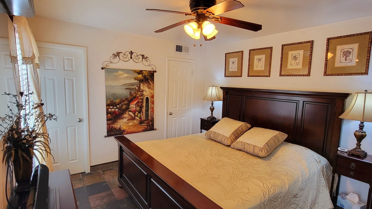 Photo of Bedroom in Glendale