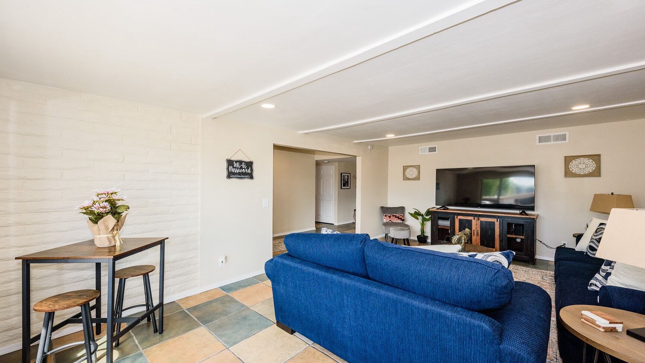 Photo of Livingroom in Tucson
