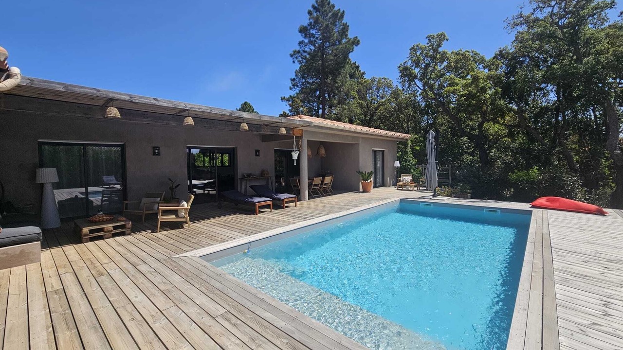 Photo of Outdoor in San-Gavino-di-Carbini