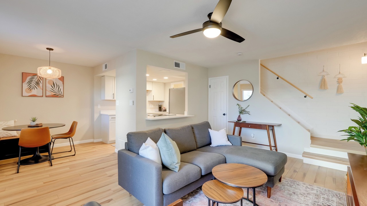 Photo of Livingroom in South Scottsdale