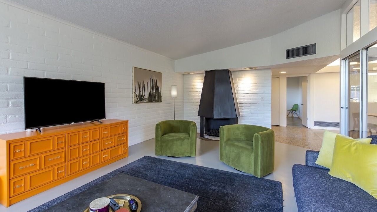 Photo of Livingroom in El G.H.E.K.O.