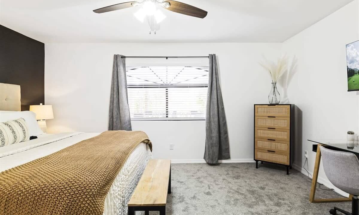 Photo of Bedroom in Camelback East