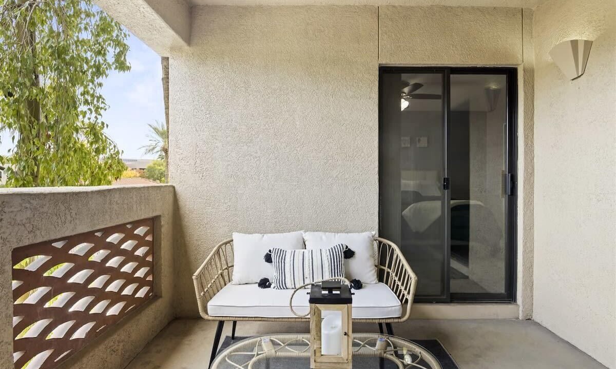 Photo of Patio Balcony in Camelback East