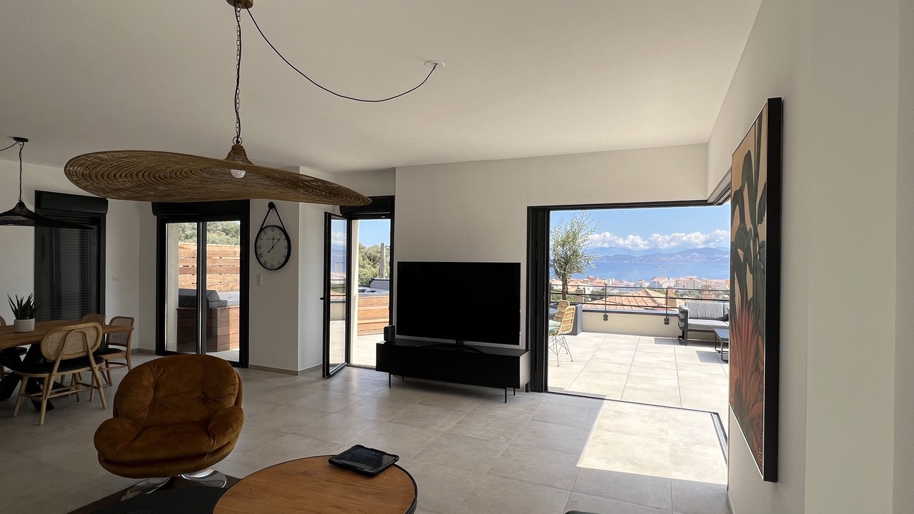 Photo of Livingroom in L'Ile-Rousse