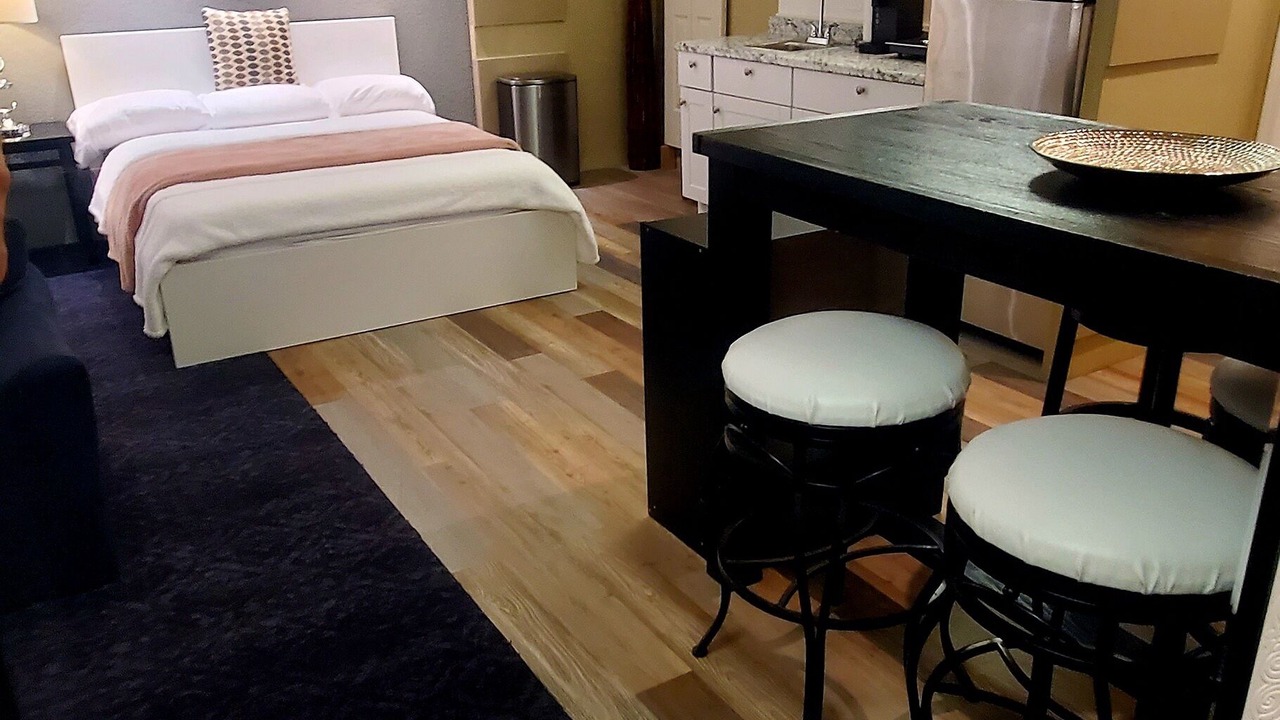 Photo of Bedroom in Estrella Village