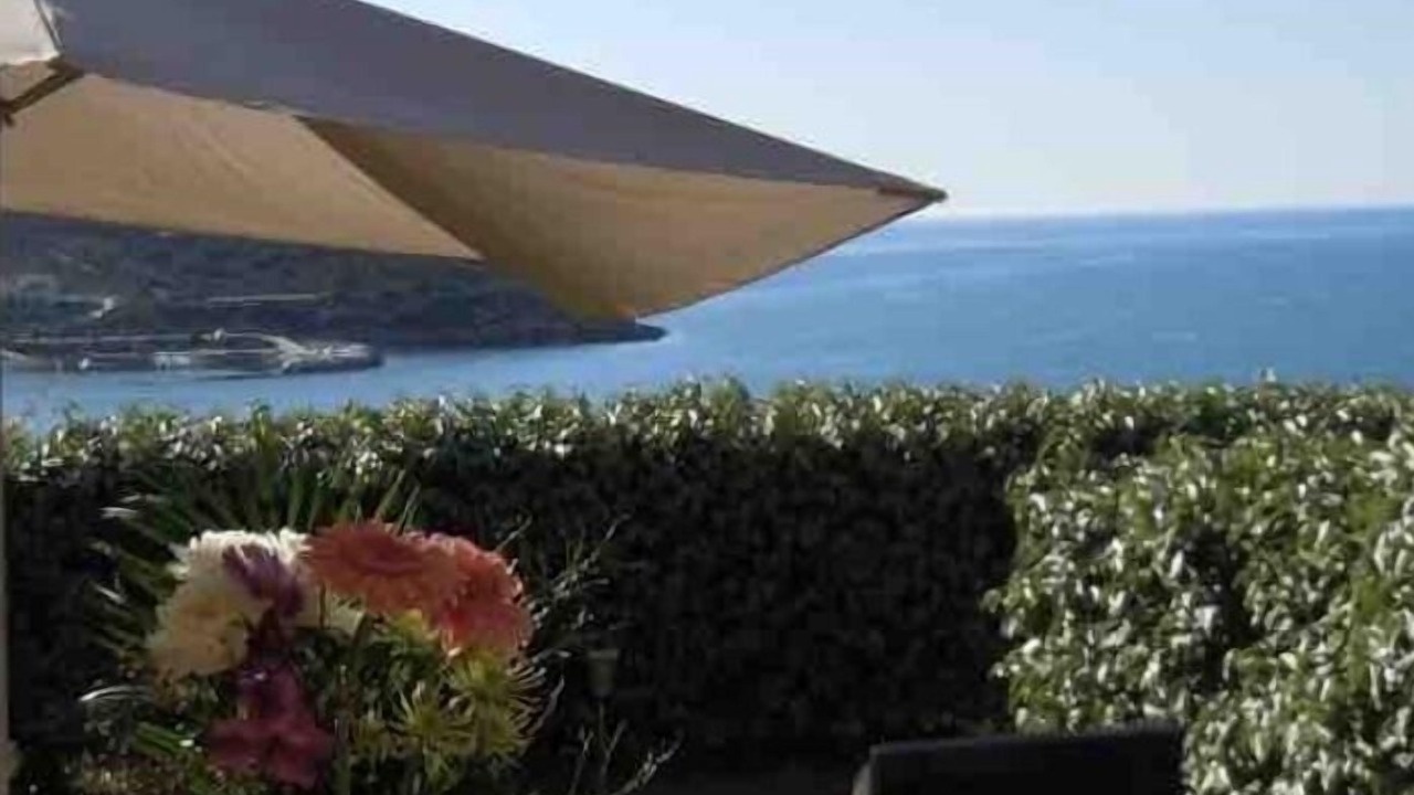 Photo of Outdoor in Galeria