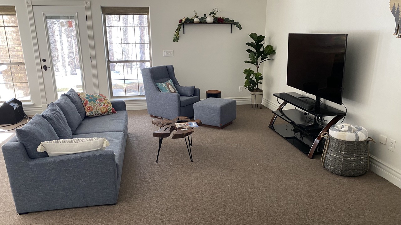 Photo of Livingroom in Sierra Pines
