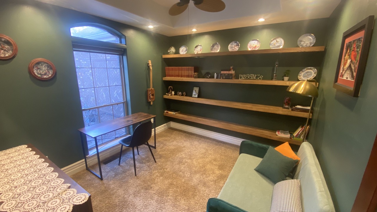 Photo of Livingroom in Sierra Pines