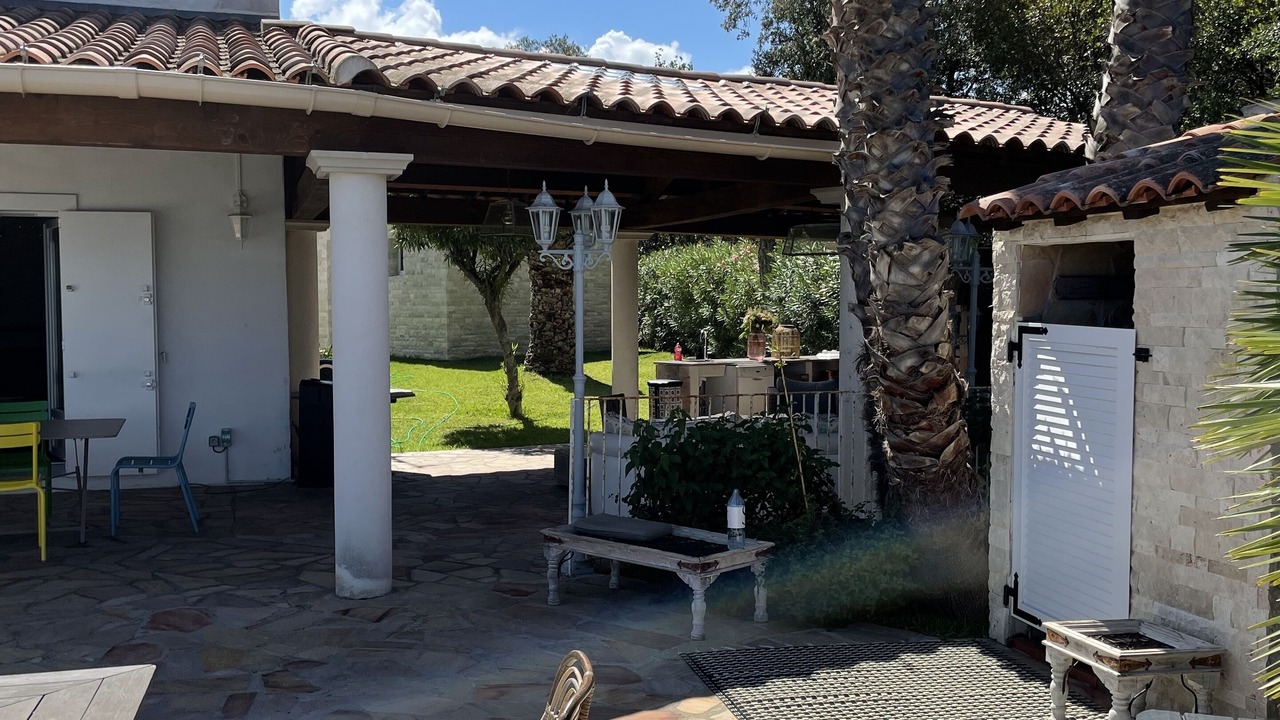 Photo of Patio Balcony in Porticcio