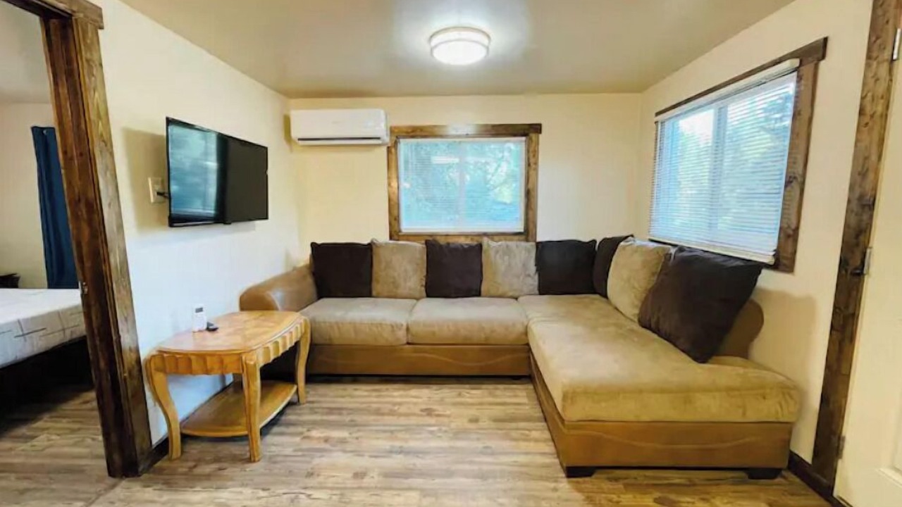Photo of Livingroom in Martin City