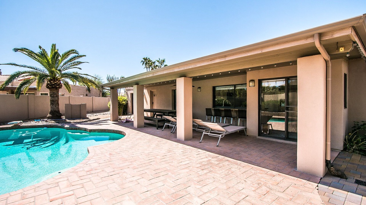 Photo of Outdoor in Suntree East