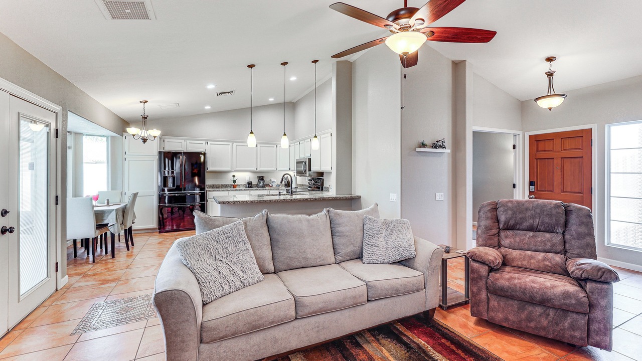 Photo of Livingroom in Gilbert