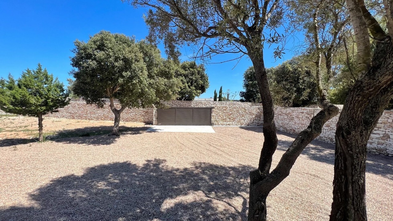 Photo of Outdoor in Bonifacio