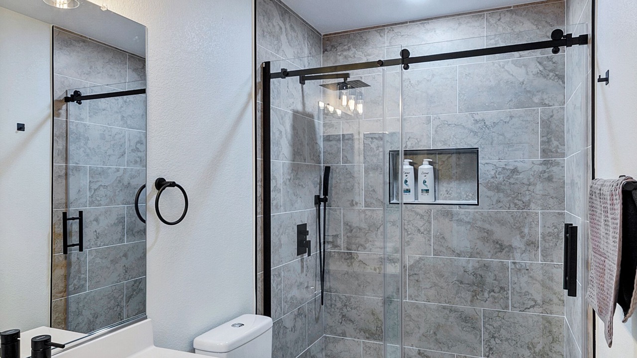 Photo of Bathroom in Silverado Ranch