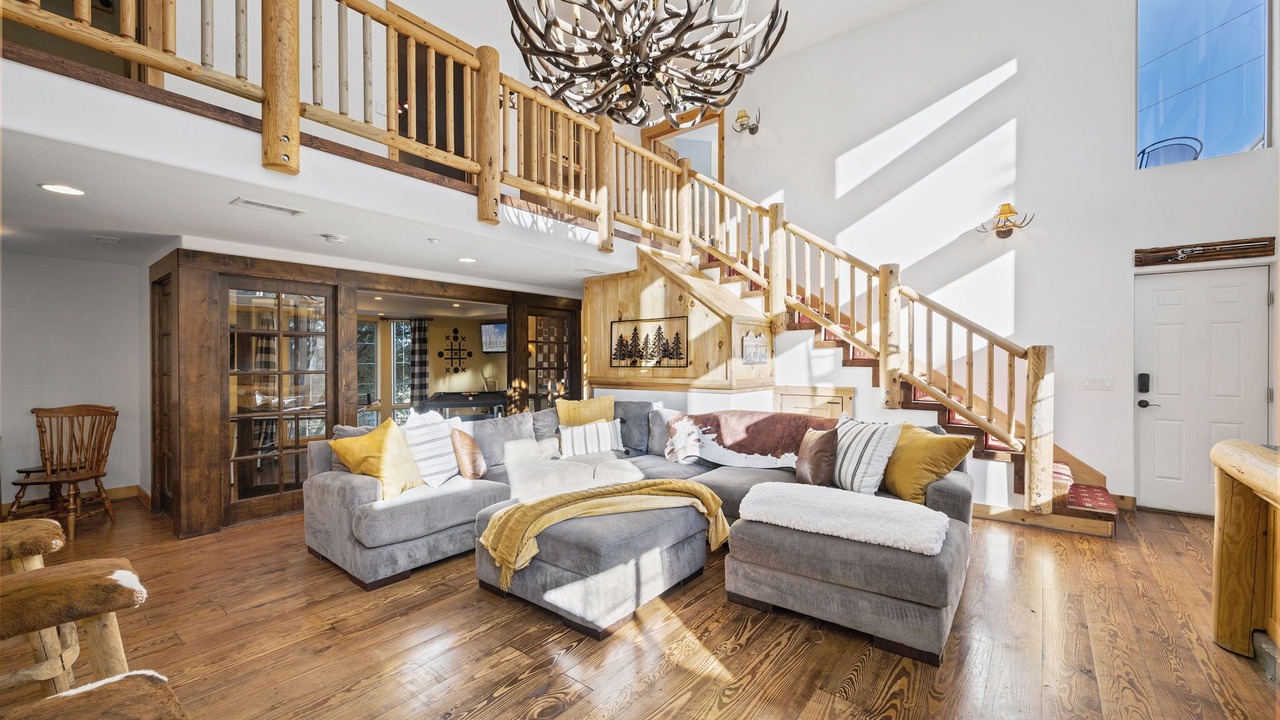 Photo of Livingroom in Wrightwood