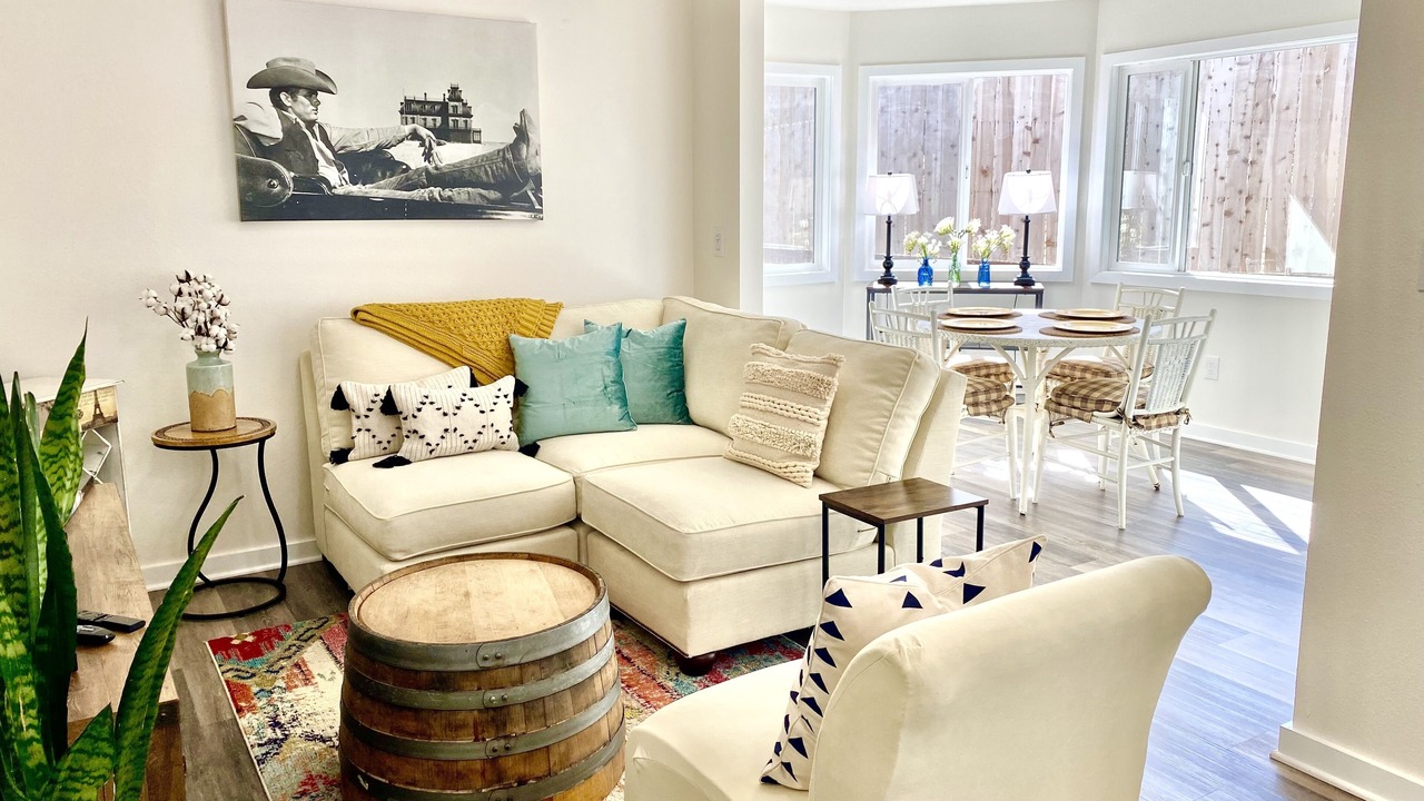 Photo of Livingroom in Solvang