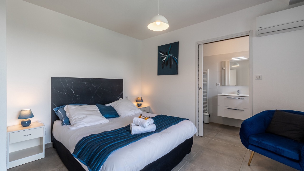 Photo of Bedroom in L'Ile-Rousse