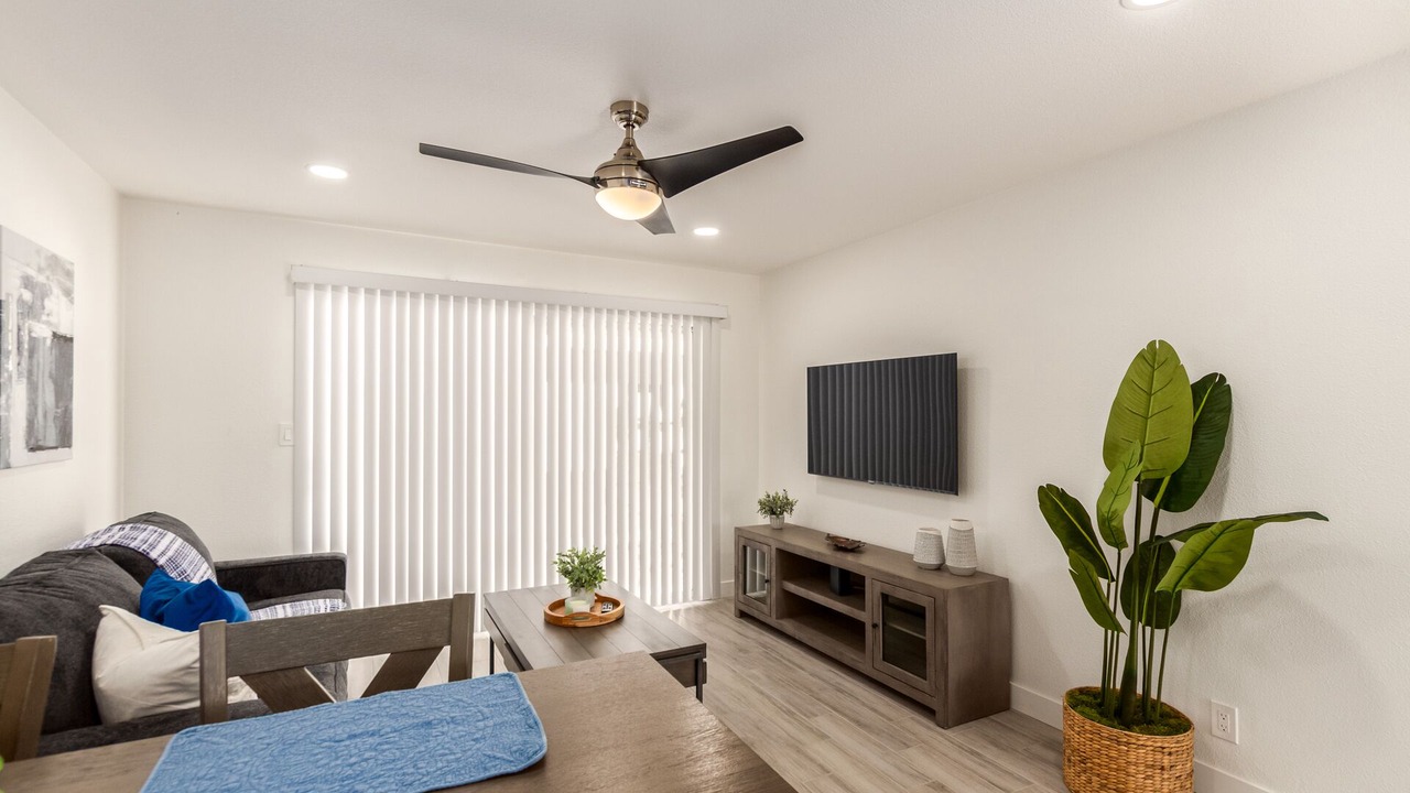 Photo of Livingroom in Papago Parkway