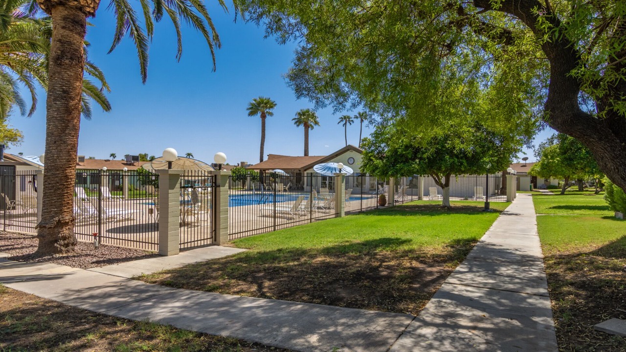 Photo of Outdoor in Papago Parkway