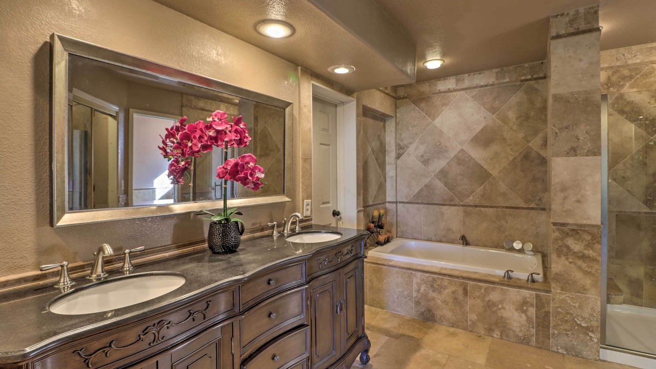 Photo of Bathroom in Las Vistas