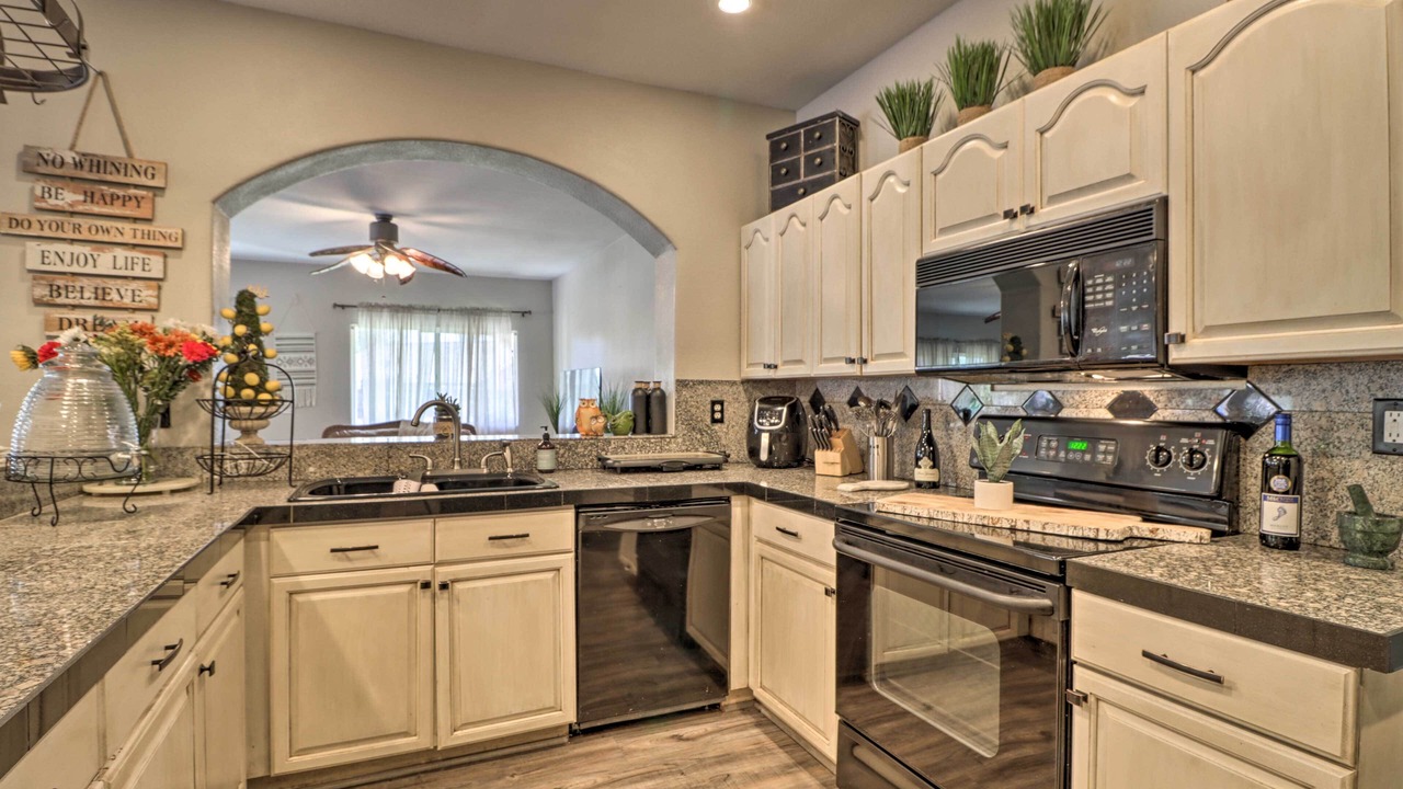 Photo of Kitchen in Las Vistas
