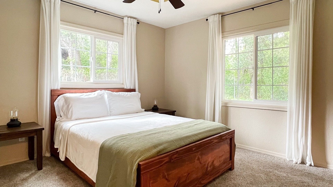 Photo of Bedroom in Whispering Pines