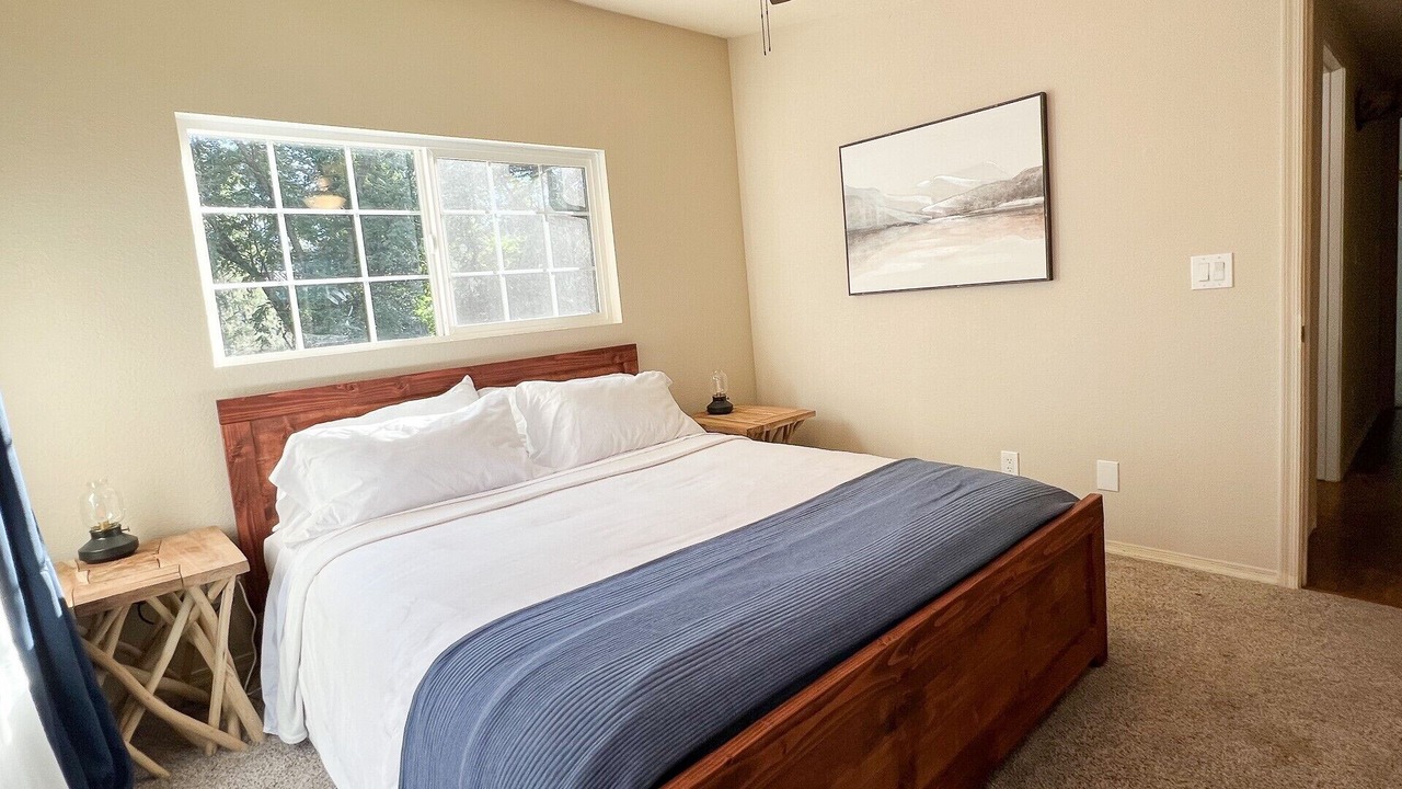 Photo of Bedroom in Whispering Pines